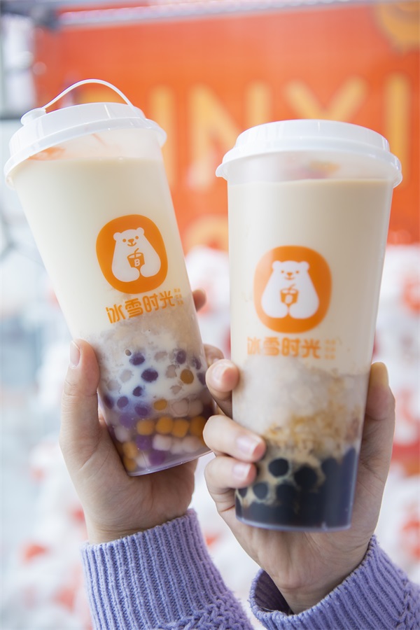 冰雪时光芋泥系列升级回归,开启秋冬热饮醇香新篇章